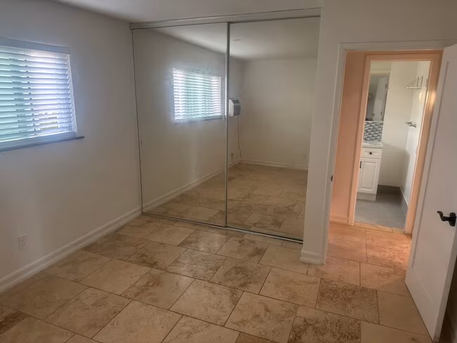 729 E Elder St Fallbrook, CA 92028 photo 5