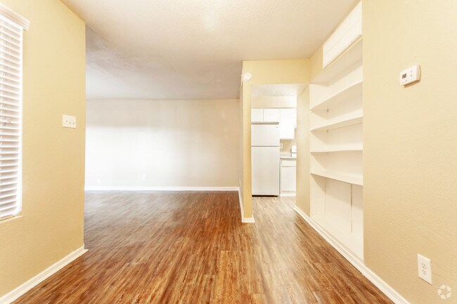 Tidwell Park Apartments photo 3