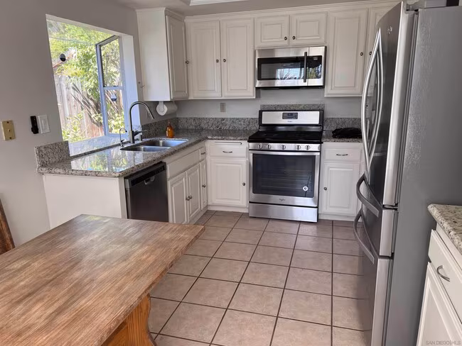 12168 Waverly Downs Ln San Diego, CA 92128 photo 4