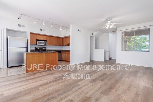1920 E Bell Rd Phoenix, AZ 85022 photo 5
