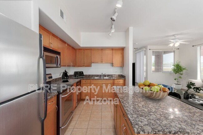 1920 E Bell Rd Phoenix, AZ 85022 photo 4