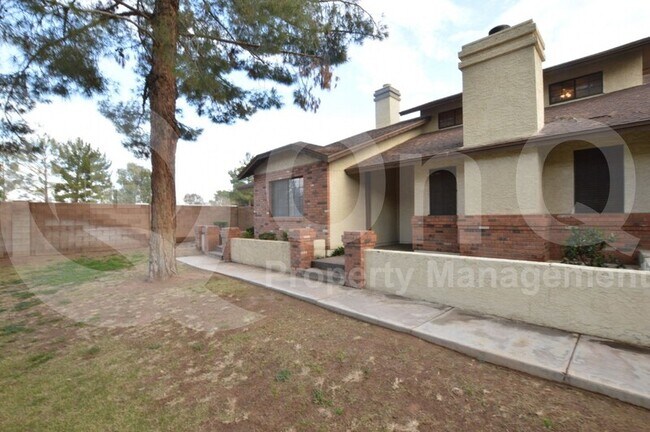 170 E Guadalupe Rd Gilbert, AZ 85234 photo 2
