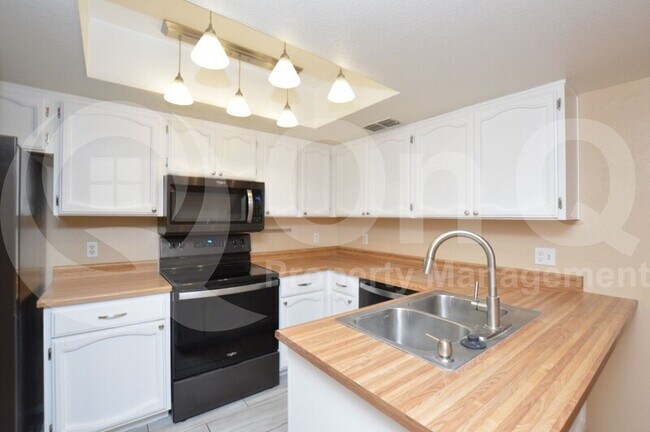 170 E Guadalupe Rd Gilbert, AZ 85234 photo 4