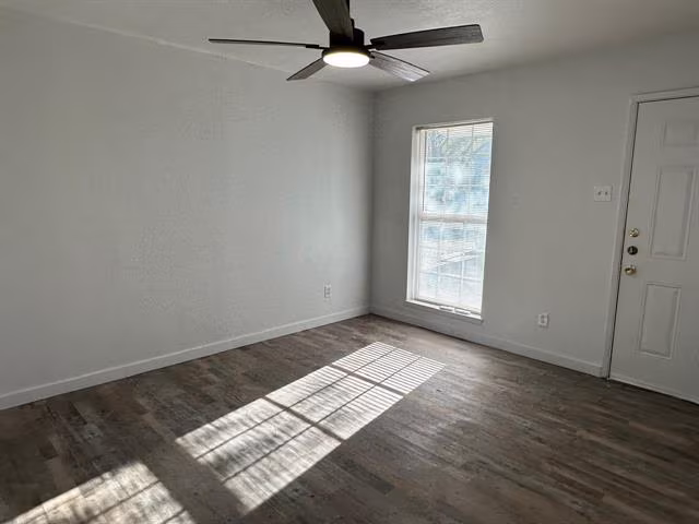 3356 P Ave Plano, TX 75074 photo 4
