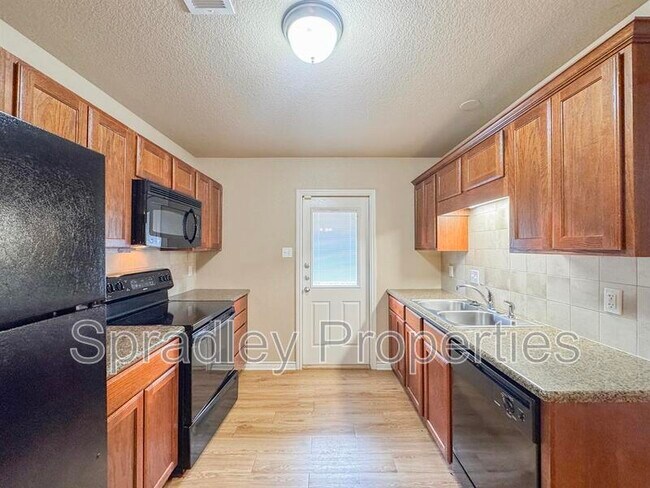 204B Andy Ln Temple, TX 76502 photo 4
