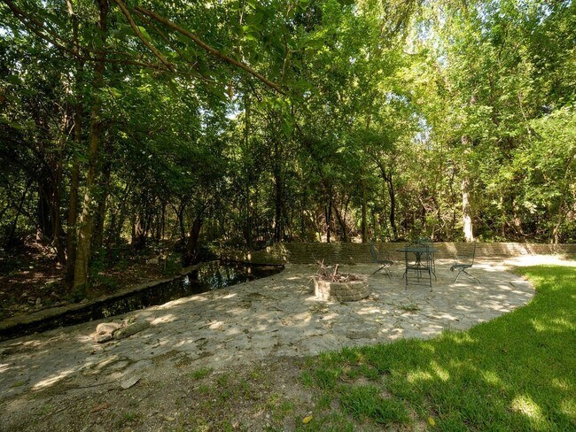 4405 Barrow Ave photo 2