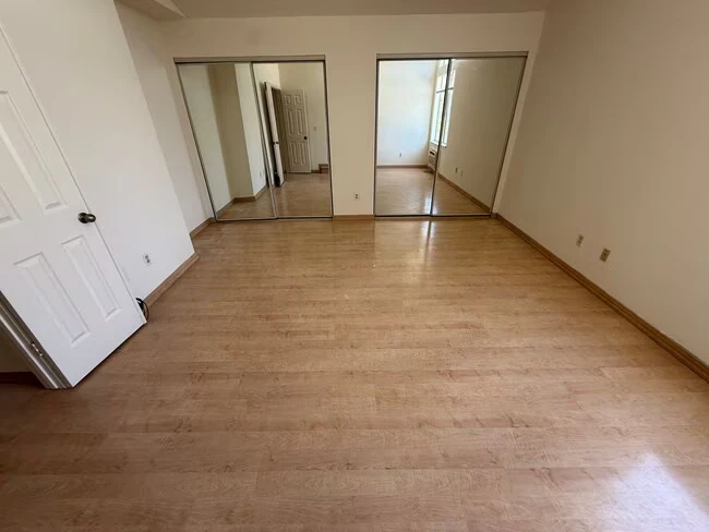 581 Hellyer Ave San Jose, CA 95111 photo 5