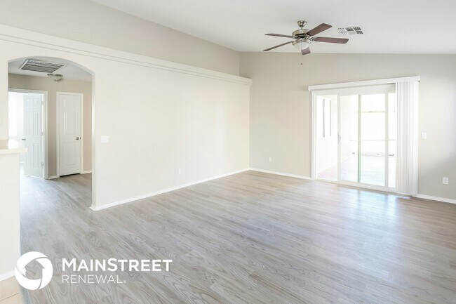 9016 W Pinchot Ave Phoenix, AZ 85037 photo 5