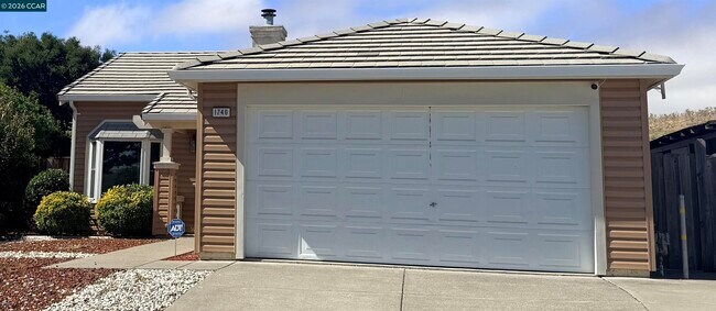 1746 Highland Cir Fairfield, CA 94534 photo 2