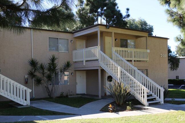 Magnolia Manor photo 2