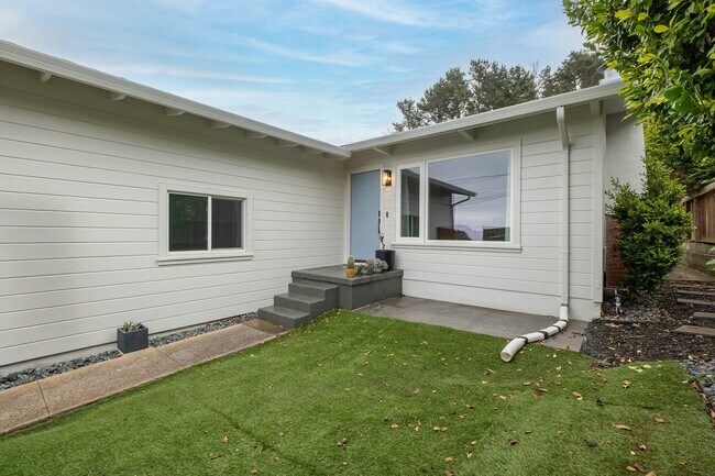 812 Edgemar Ave Pacifica, CA 94044 photo 4