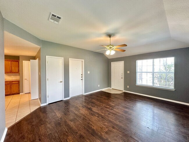 1501 Cinch Dr Killeen, TX 76549 photo 4