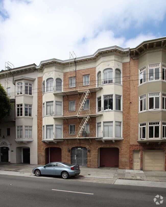 2955 Van Ness photo 3