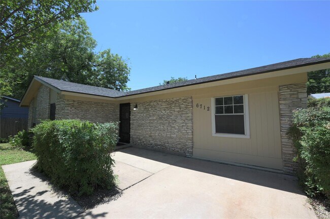 6712 Modesto St Austin, TX 78757 photo 4