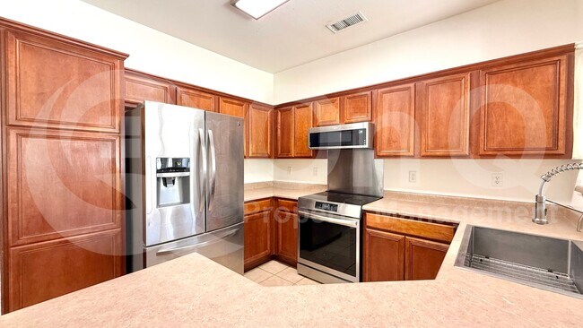 5121 W Grenadine Rd Phoenix, AZ 85339 photo 3
