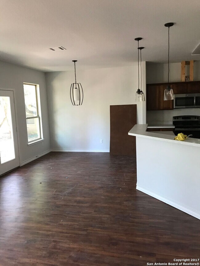 14052 Cedar Canyon San Antonio, TX 78231 photo 4