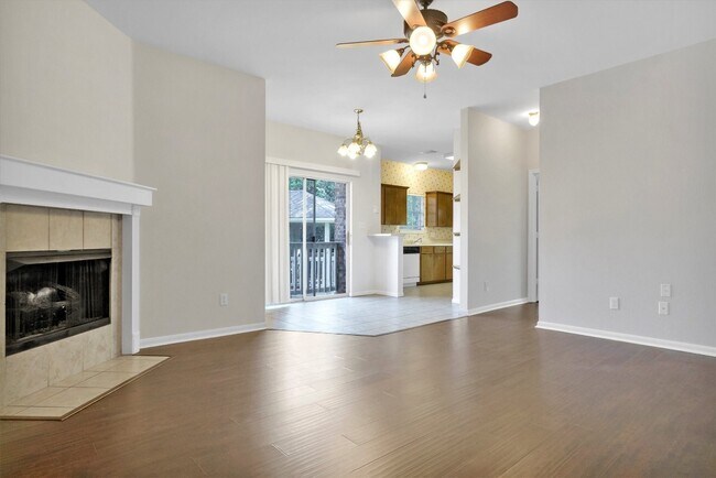 301 Rawhide Loop Round Rock, TX 78681 photo 2