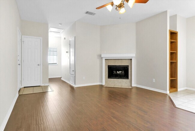 301 Rawhide Loop Round Rock, TX 78681 photo 3