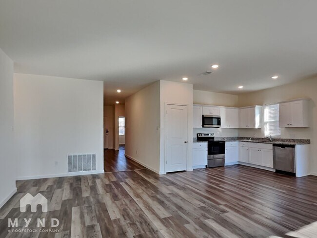 5549 Ladytown Lane, Crowley, TX 76036 photo 5