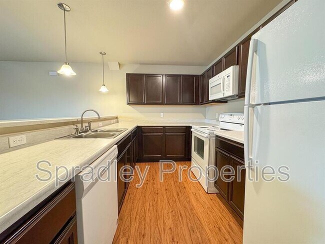 255 E 5th Ave Belton, TX 76513 photo 5