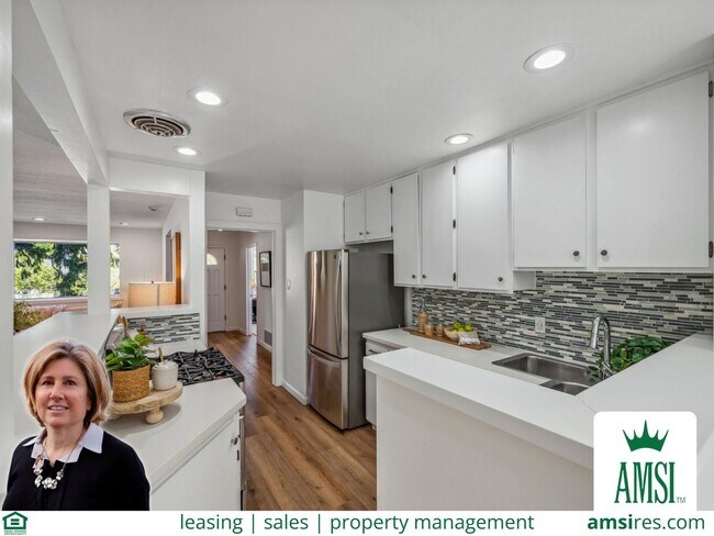 3Bed/2Ba in Central Kentfield Location