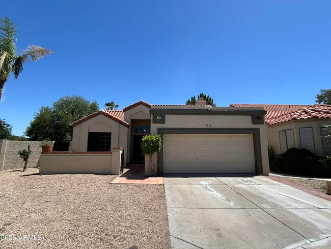 7511 W Kimberly Way Glendale, AZ 85308 photo 3