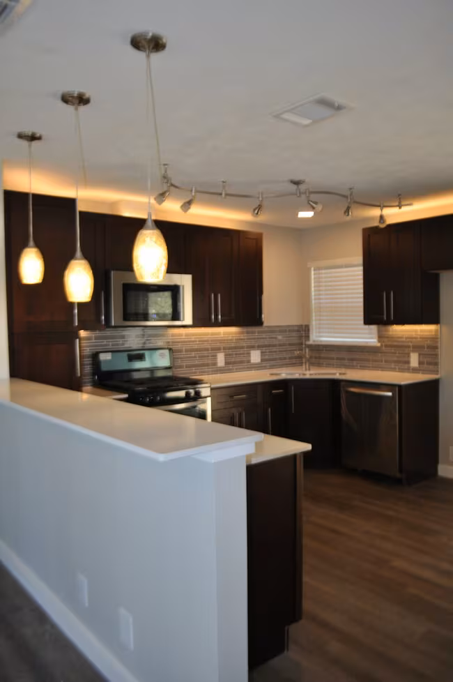 1243 Centerville Rd Dallas, TX 75218 photo 2