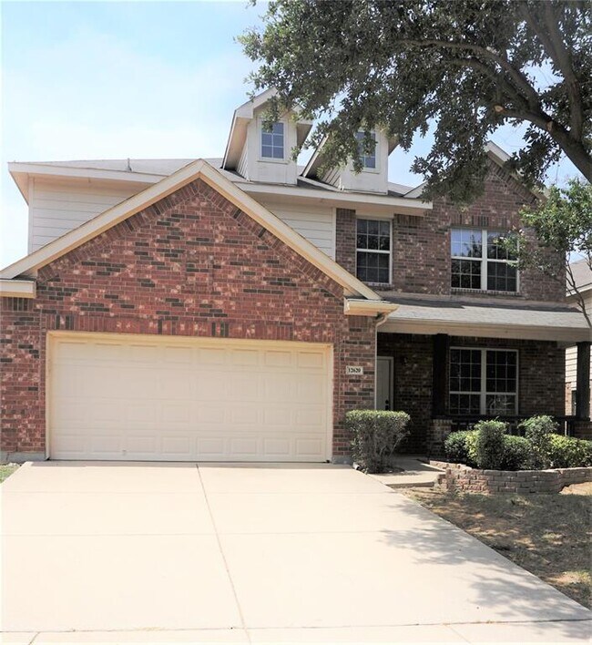 12620 Summerwood Drive, Burleson, TX 76028 photo 2