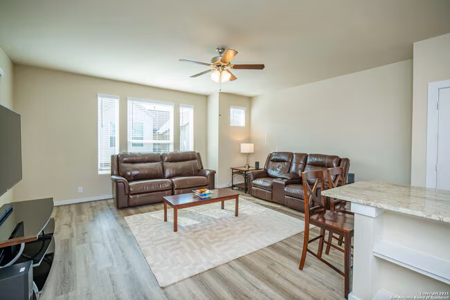 6446 Babcock Rd San Antonio, TX 78249 photo 5
