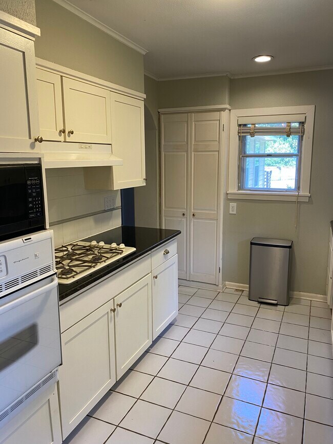 3424 Rogers Avenue, Fort Worth, TX 76109 photo 5