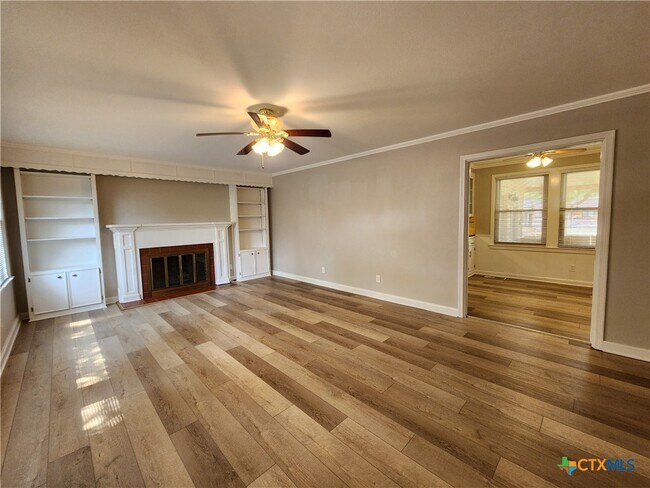 564 Laurel Ln New Braunfels, TX 78130 photo 4