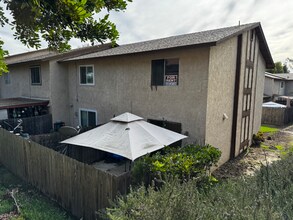 438 Verde Ridge Ct Spring Valley, CA 91977 photo 2