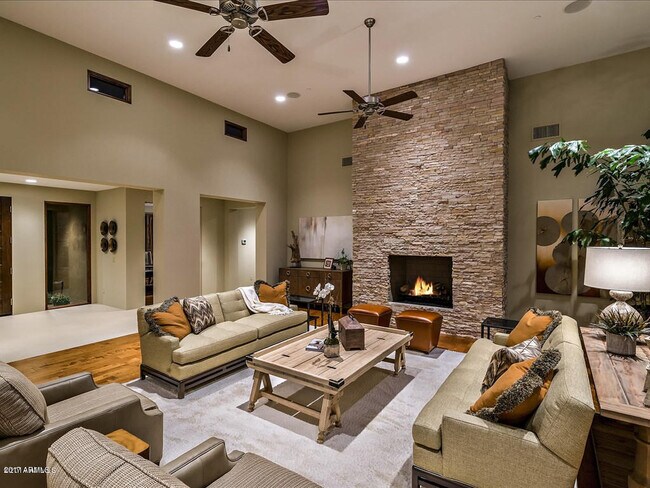 9894 E Miramonte Dr Scottsdale, AZ 85262 photo 4