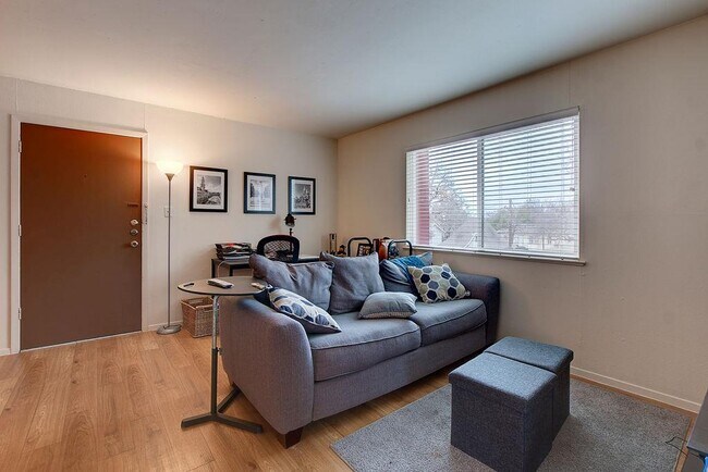 2207 Leon St Austin, TX 78705 photo 5