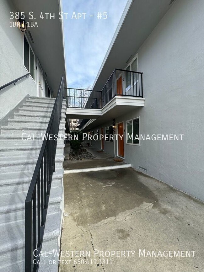 385 S 4th St San Jose, CA 95112 photo 2