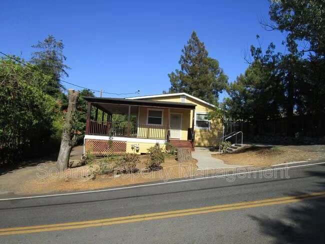 476 Banning Way Vallejo, CA 94591 photo 2