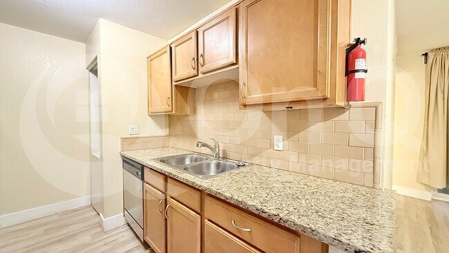 200 E Southern Ave Tempe, AZ 85282 photo 4