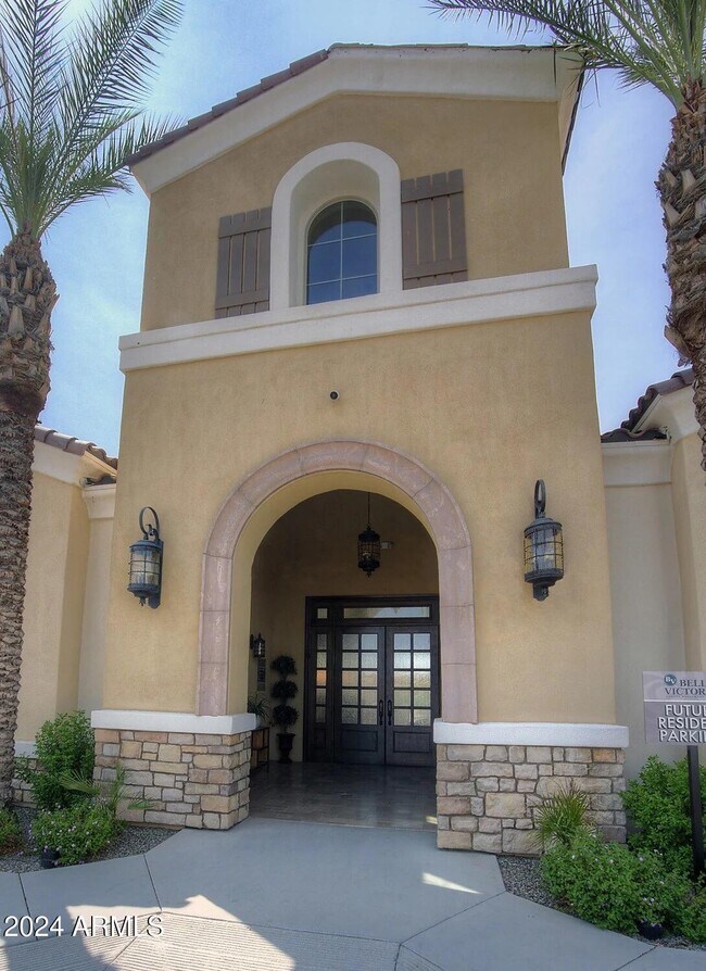 1350 S Ellsworth Rd Mesa, AZ 85209 photo 2