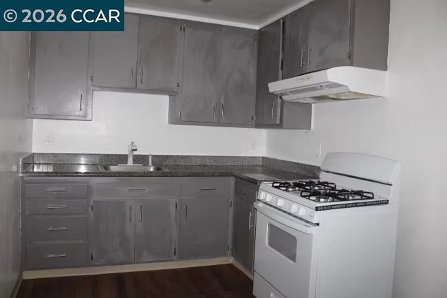 2515 Manchester Ave San Pablo, CA 94806 photo 4