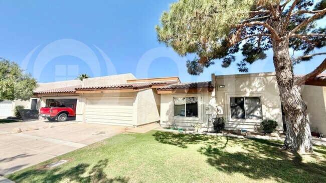 9121 N 68th Ave Peoria, AZ 85345 photo 2