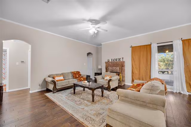 1505 Coastline Lane, Mansfield, TX 76063 photo 4