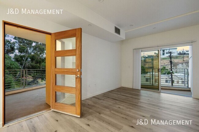 3333 Reynard Way San Diego, CA 92103 photo 5