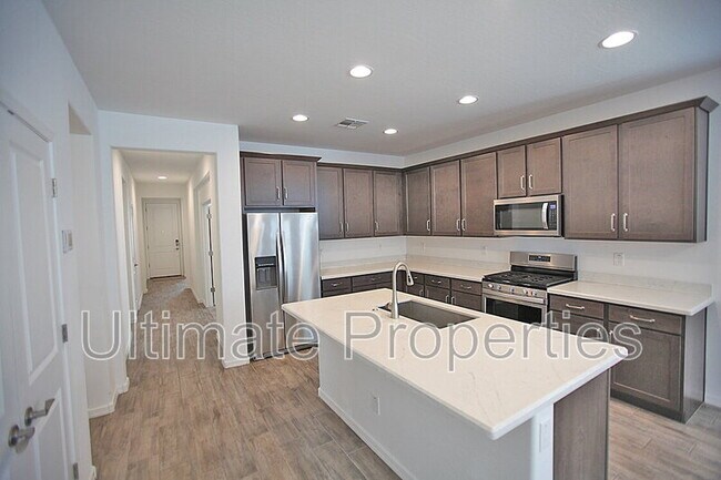 12624 W Nogales Dr Sun City West, AZ 85375 photo 2