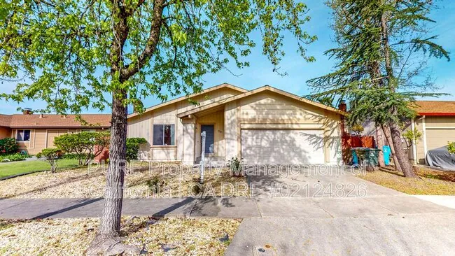 3587 Banyan St Santa Rosa, CA 95403 photo 2