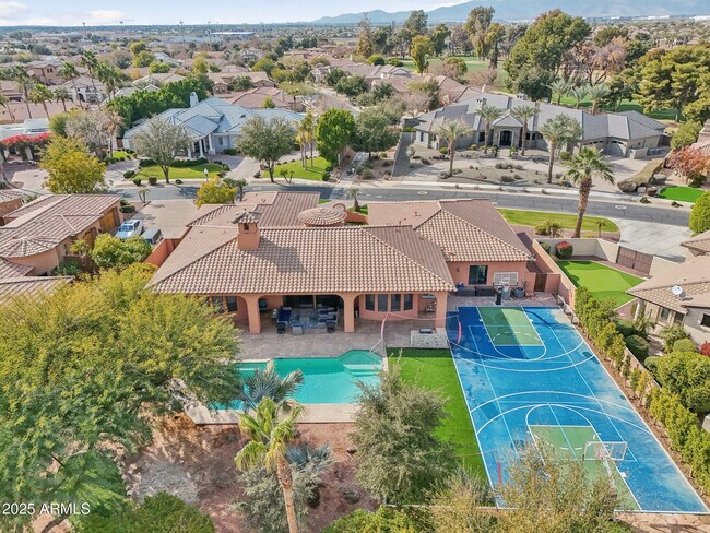 351 N Cloverfield Cir Litchfield Park, AZ 85340 photo 4