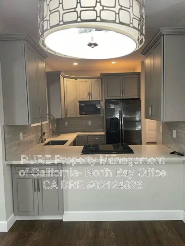 3462 Santiago Dr Santa Rosa, CA 95403 photo 2