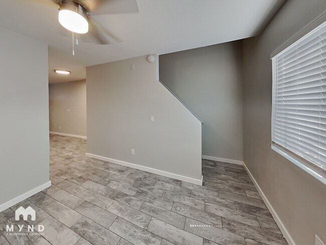 12707 W Tasha Dr Surprise, AZ 85378 photo 3