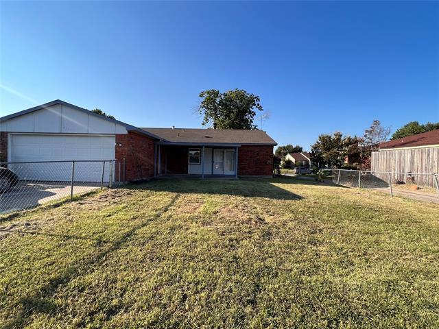 8506 Woodside Rd Rowlett, TX 75088 photo 2