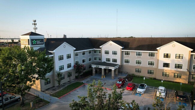 Houston - Willowbrook - HWY 249 photo 4