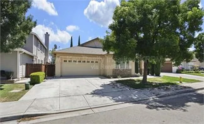 1844 Oswego Ct Tracy, CA 95304 photo 2